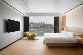 Xiyue River View Hotel (Chongqing Jiefangbei Hongyadong Branch)