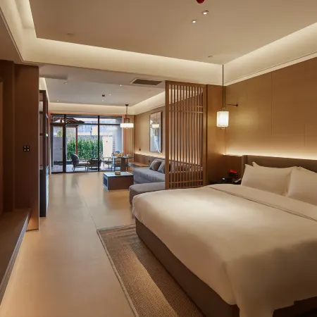 Hanzhong North Shore YunJing Hotel
