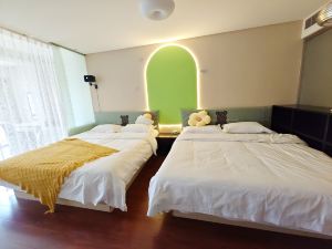 Haizhisu Guesthouse (Qingdao May Fourth Square Vientiane City)