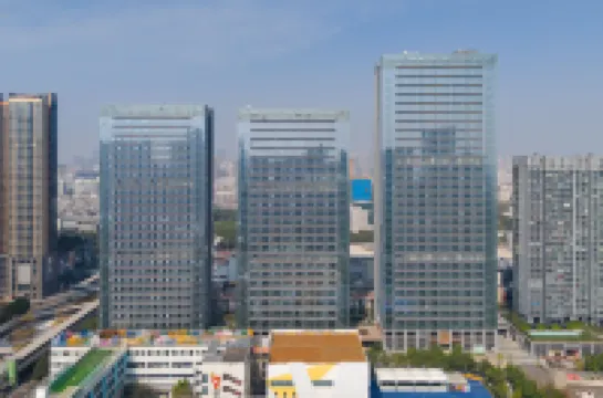 深圳鉑斯登行政公寓（龍崗萬科廣場吉祥地鐵站店） 鄰近深圳紅立方-科技館的酒店