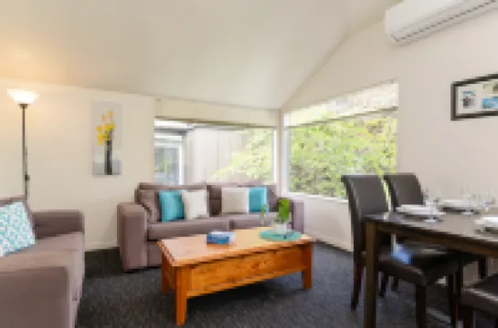 Haka House Queenstown Hotels in Queenstown