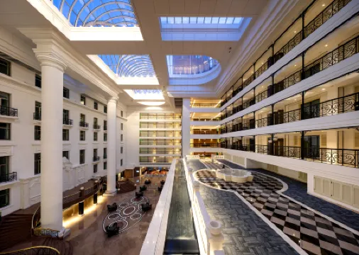 Grand Hotel Beijing（the Forbidden City，Tiananmen）