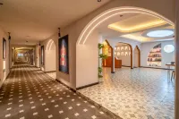 漫回時光智能輕奢設計師酒店（花果園雙子塔方圓薈海豚廣場店）
