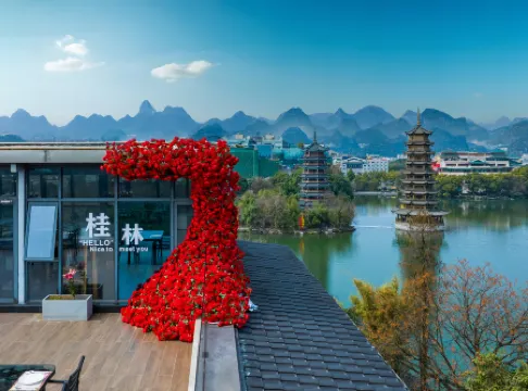 โรงแรมวีนัส รอยัล (เจดีย์คู่พระอาทิตย์และพระจันทร์ เขาช้าง เซียงซาน กุ้ยหลิน)