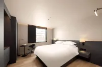 Floral · Yangzhou Mammoth Homestay (Dongguan Street Geyuan Garden) - Nouto- ja jättöpalvelut