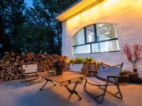 Dunhuang Nanfang Girl Starry Sky Meisu (Mingsha Mountain Crescent Spring Shop) Hotels near Leiyin Monastery