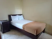 Hotel Mawar Sari Mitra RedDoorz Hotel in zona Pura Pusering Jagat