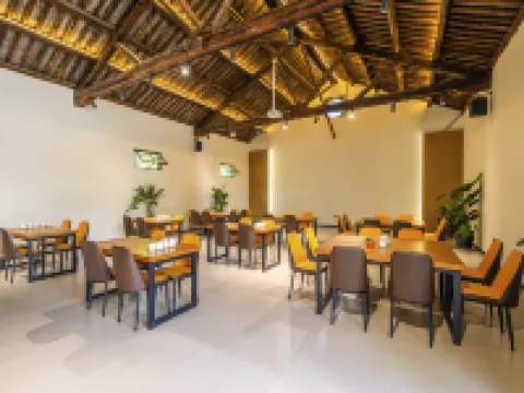 Shifang Yunxuan Railway Hotel Hotéis em Shiping