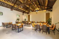 Shifang Yunxuan Railway Hotel Hotels in Shiping