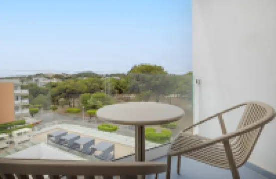 HM Isabela - Adults Only