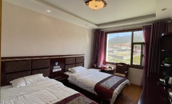 Longfu Hotel