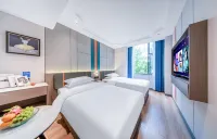 Sunshine Romantic Hotel