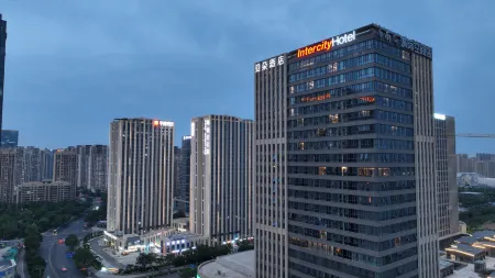 IntercityHotel Jinan West Railway Station Отели рядом со станцией Ji'nan West Railway Station