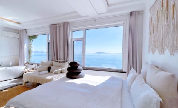 Laoshan · Jinglan Boyuan · Seaside Vacation Homestay (at Shanhai Laoshan Branch)