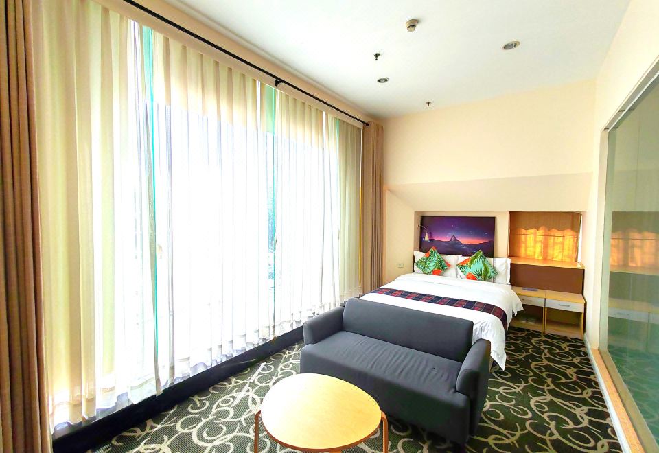 1. 수후 호텔 (선..