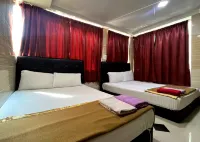 Kota Damansara Boutique Hotel Hotels near Sultan Abdul Aziz Shah Airport