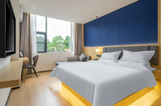 De Lin Lakeside Hotel (Nanhu Park Subway Station Store, Nanning) Hotels near Nanning Nanhu Park