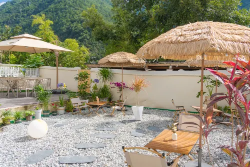Hailuogou · Tianmu Yunju · Snow Mountain Viewing Garden Boutique Homestay