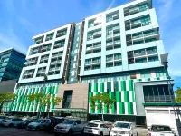 Riverson SOHO - Sunset Sea View Apartments by Quality Home Living