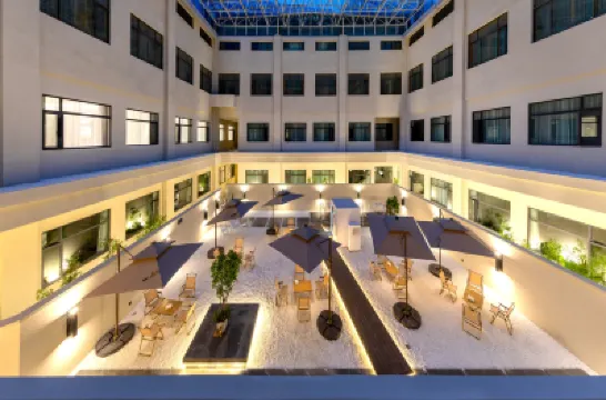 Atour Hotel Lhasa the Potala Palace Plaza Beijing Middle Road Hotels near Tibet Museum