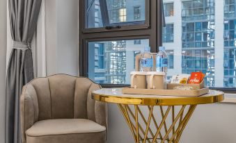Kunming Dolphin Bay Boutique Hotel (Gaoxin Wuyue Plaza)