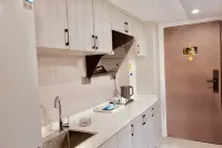 雲朵loft飯店（紅谷灘珠江路地鐵站店） - 酒店式公寓