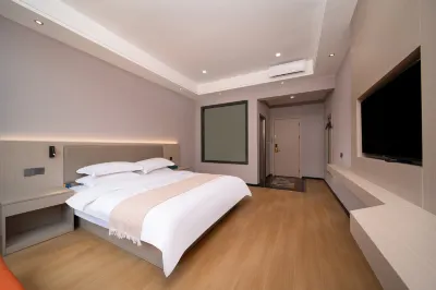Guohui Theme Hotel Qingzhen