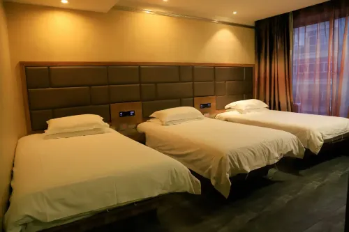 Shawan Qixing Hotel - parking