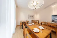 Yuexia Vacation Courtyard (Phoenix Ancient City Branch) - พร้อมอาหารเช้า