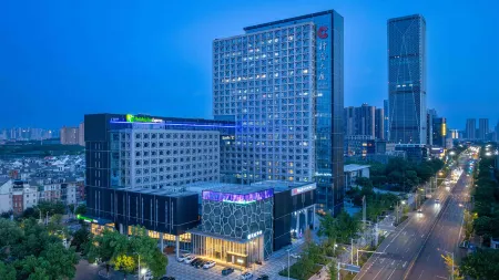 Holiday Inn Express Wuhan Jinyin Lake, an IHG Hotel Отели рядом с достопримечательностью «Hubei University of Police (North Campus)»