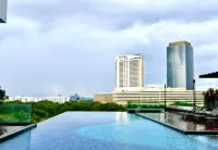 Mosaic Warm Suite 3BR 10pax w Pool Table