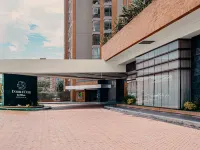دبل تري باي هيلتون بوجوتا سالتير إيه آر Hotels near بوينتي اراندا