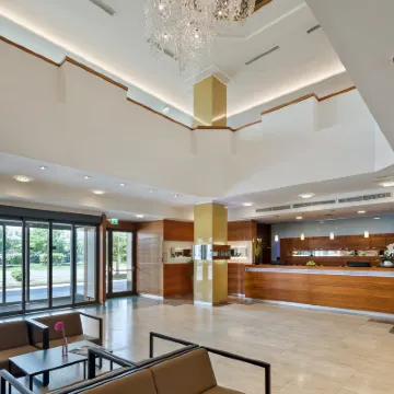 Austria Trend Hotel Europa Graz Hauptbahnhof Hotels near Murinsel