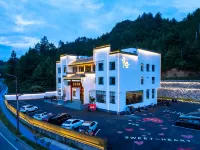 Jixi Xinghui Chinese Inn โรงแรมใกล้จิงซีหยกหยก