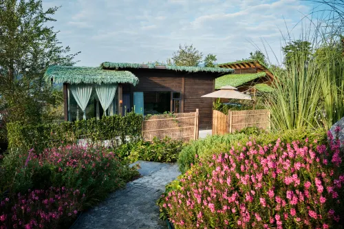 Taoyuan Renjia Homestay (Ankang Taohuayuan Park Store)