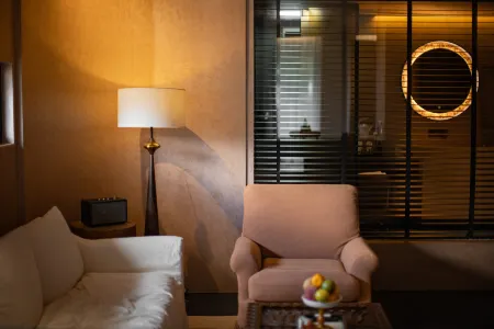 Fragrance Hotel Отели рядом с достопримечательностью «Zimeihu Places of Interest»