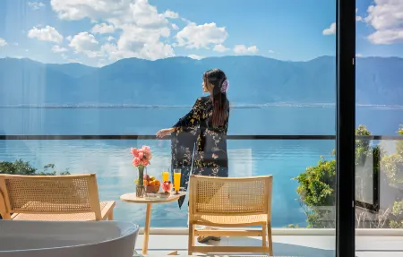 Dali Buyun :Jinhaishe Seaview Hotel