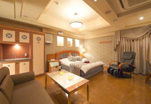 5. 호텔 로코 (성..