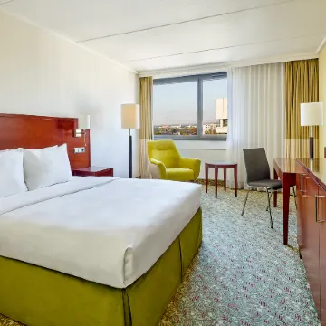 Courtyard by Marriott Duesseldorf Seestern Отели рядом с достопримечательностью «Гольцхайм»