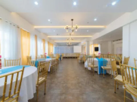 RedDoorz Plus @ Hotel Metro Kalibo Hotels in Kalibo