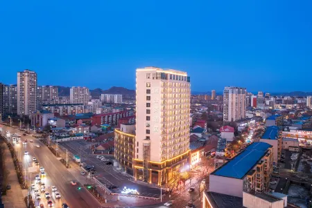 95 Phoenix West Street, Qianxi