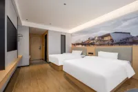 Ledongguan Lai Intelligent Hotel (Huangliu Station) Hotels near Yinggehai Salt Field Cultural Center
