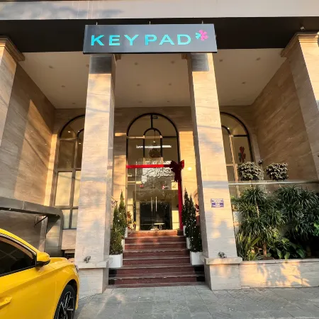 Keypad Hotel - Nhân Hòa Отели рядом с достопримечательностью «Перекресток Со»