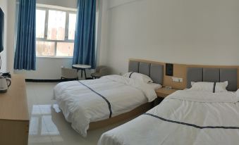 Wuqia Juxiang Business Hotel (Wuqia Bus Station)