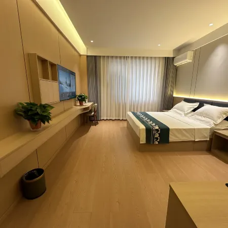 YunJi Hotel