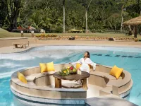 Alika Resort  Riyue Bay Wanning