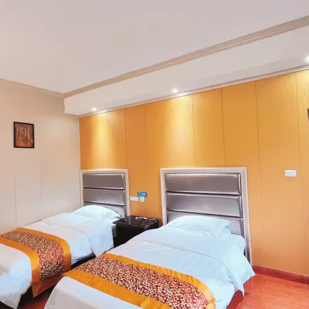 Huitong Yingchun Hotel
