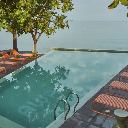 Escape Beach Resort