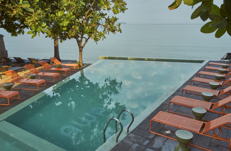 Escape Beach Resort photo 3