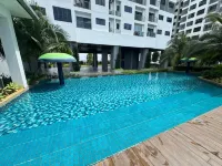 Cheras Trader Square By JR Lovely Homestay - Pools